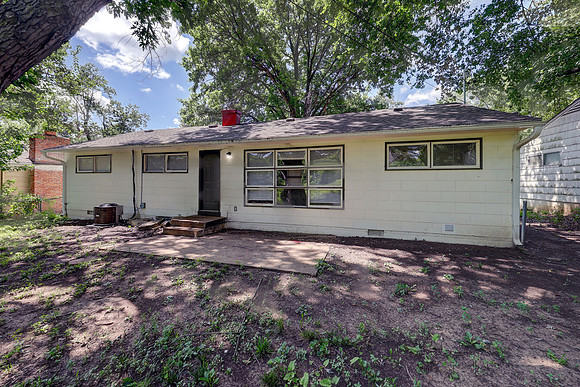 7800 E 108th St 027