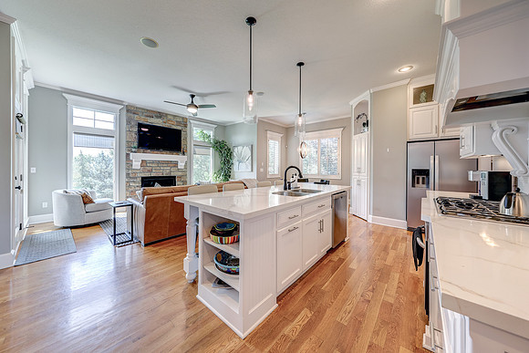 11515 W 165th Terr 010