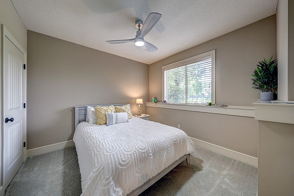 11515 W 165th Terr 040