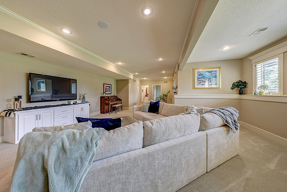 11515 W 165th Terr 039