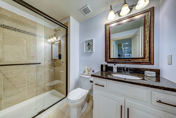 11515 W 165th Terr 041