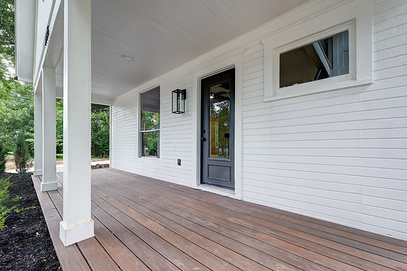 10015 Johnson Dr 007