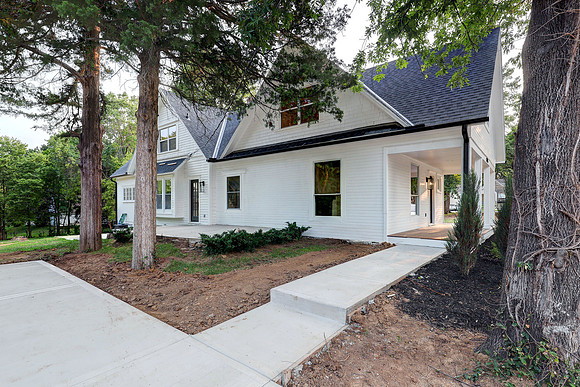 10015 Johnson Dr 039