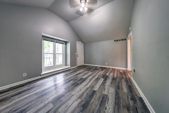 8143 Ditzler Ave 011