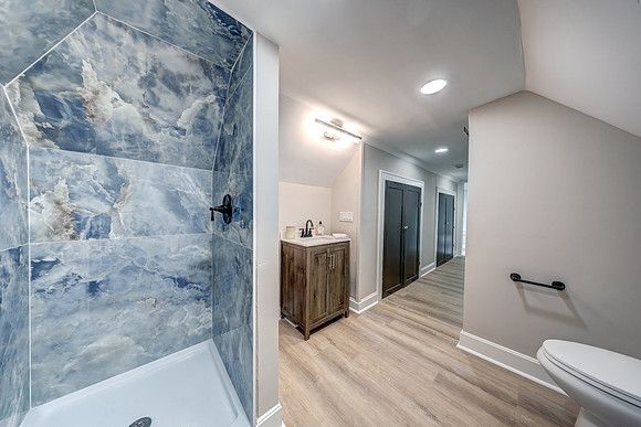 4812 Mercier St 020