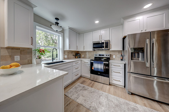 4812 Mercier St 011