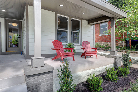 4812 Mercier St 003