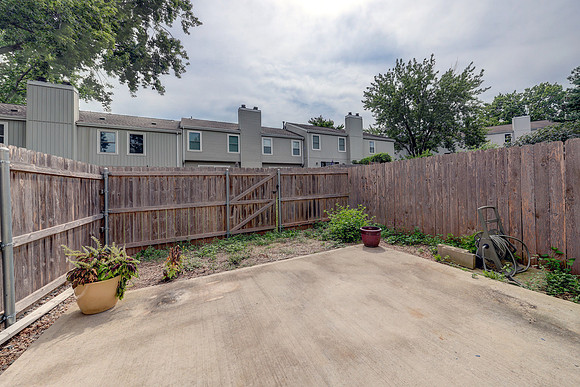 8588 W 108th Pl 015