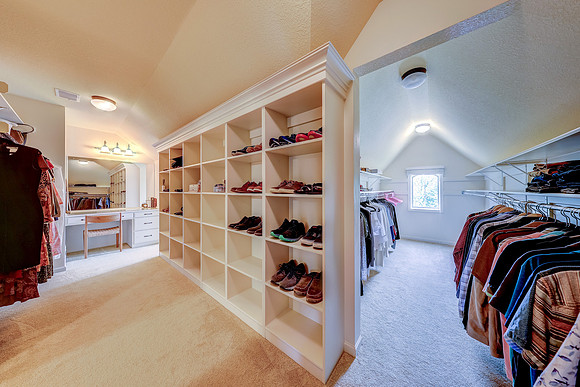 16105 Barton St 035