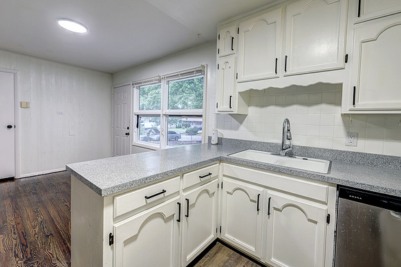 7506 E 111th Terr 006