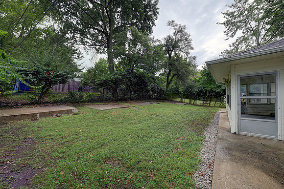 7506 E 111th Terr 018