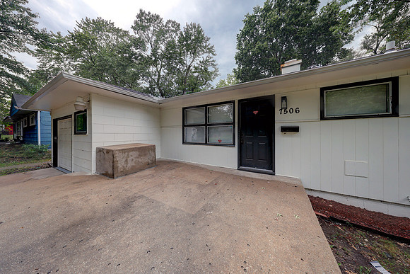 7506 E 111th Terr 033