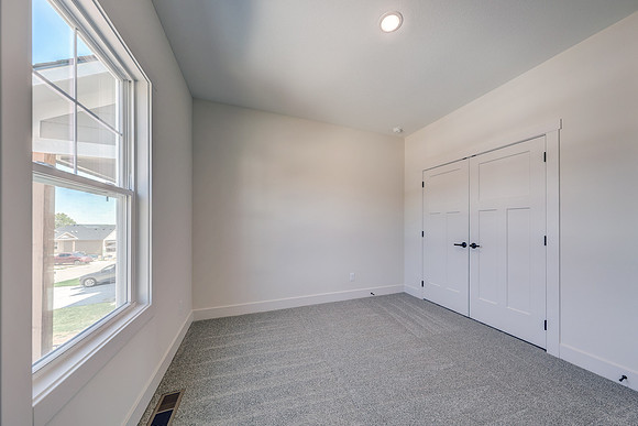 32125 W 170th Terr 025