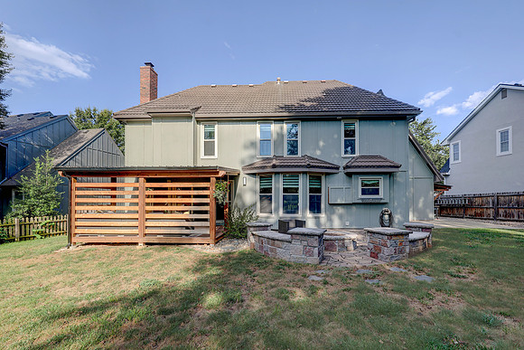 12317 Walmer St 010