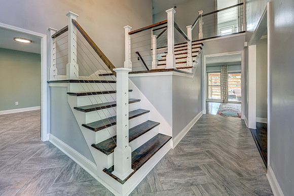 12317 Walmer St 013