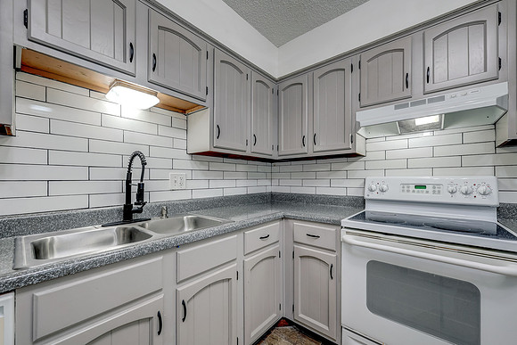 407 SE Moreland School Rd 018