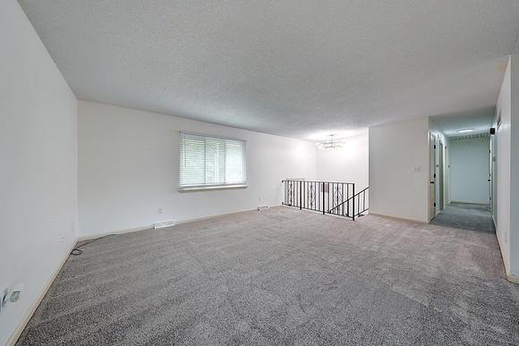 407 SE Moreland School Rd 035