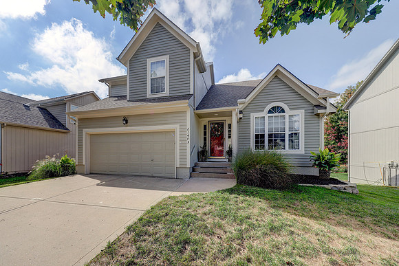 21475 W 121st 002