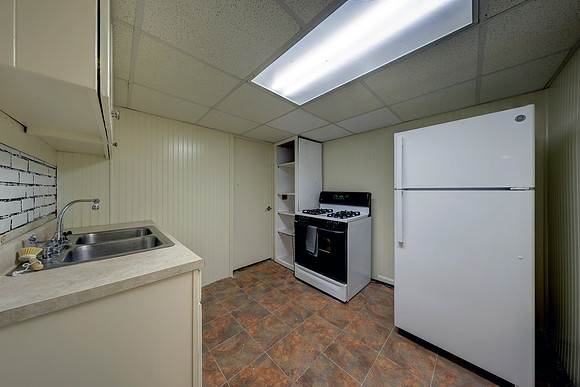 8036 Monrovia St 031