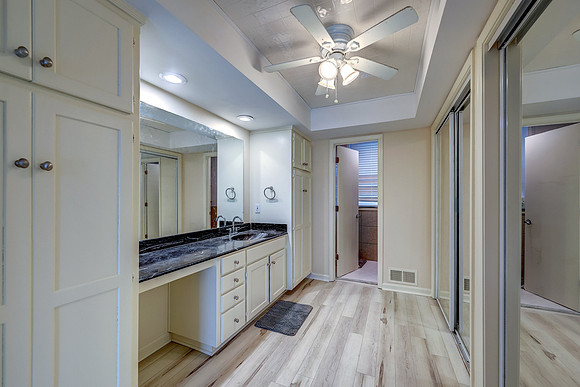 8036 Monrovia St 019