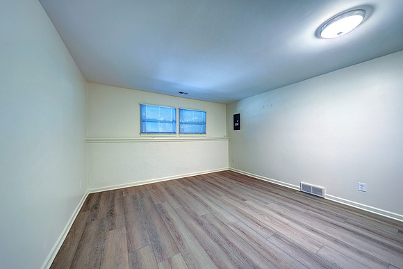 8036 Monrovia St 035