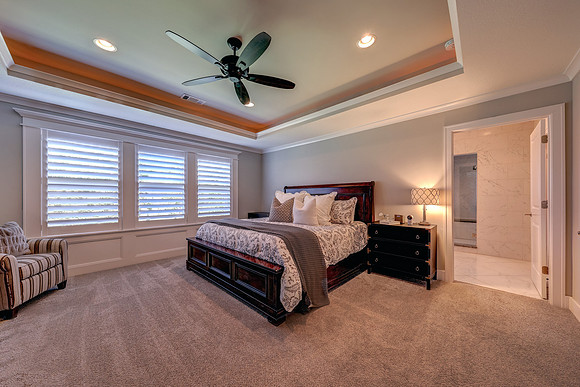 9206 W 177th Ter 041