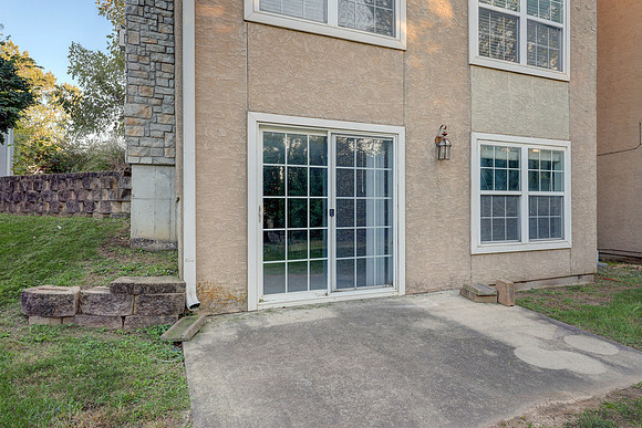 15928 W 91st Ter 004