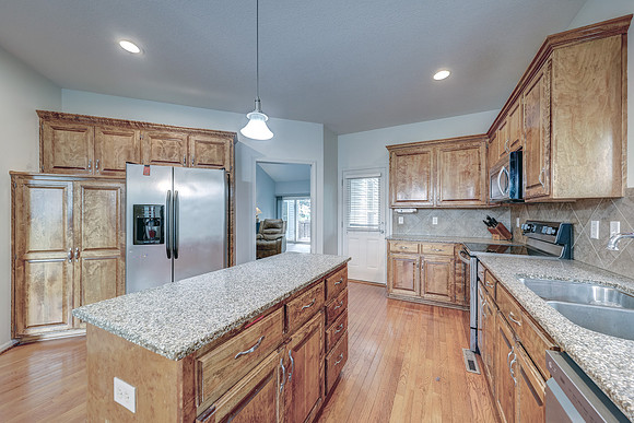 1516 NW Primrose 009