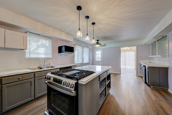 8036 Monrovia St 015