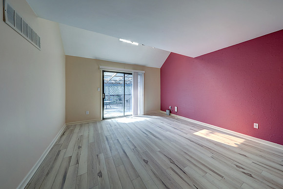 8036 Monrovia St 021