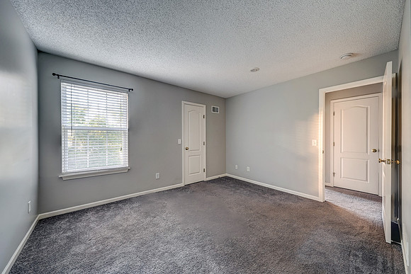 15928 W 91st Ter 014