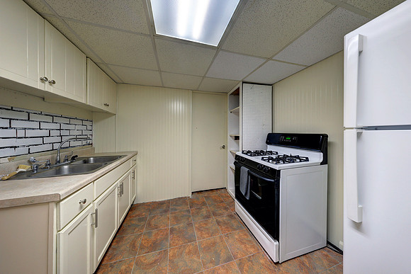 8036 Monrovia St 032