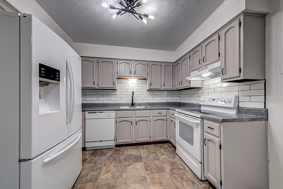 407 SE Moreland School Rd 017