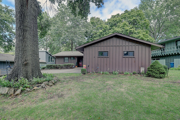 5916 W 78th St 006