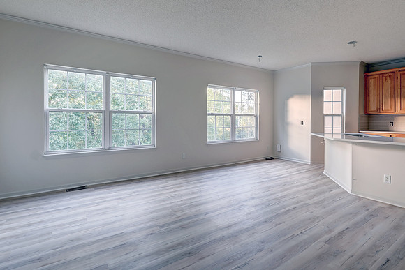 15926 W 91st Ter 009