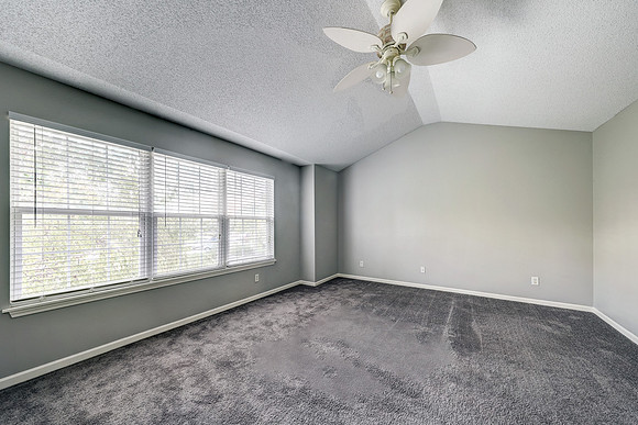 15928 W 91st Ter 016