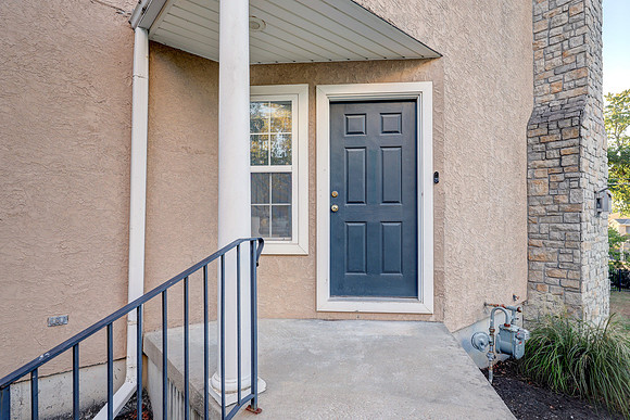 15926 W 91st Ter 002