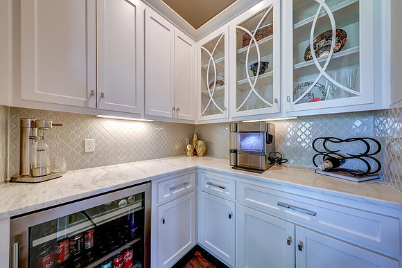 9206 W 177th Ter 025