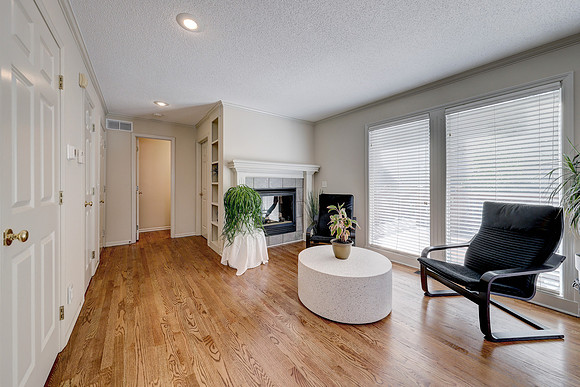 21475 W 121st 014