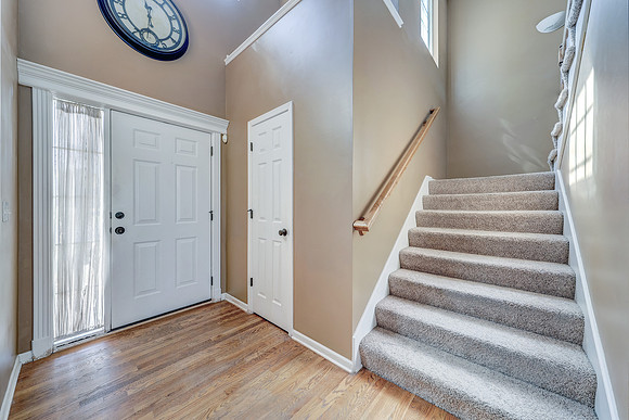 866 N Maple St 001