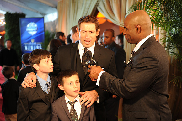 NFLHonorsAward_109