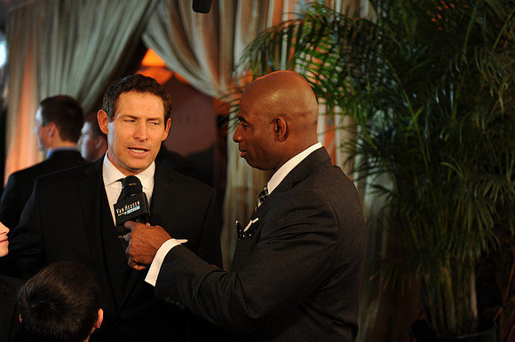 NFLHonorsAward_116