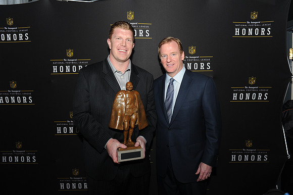 NFLHonorsAward_186