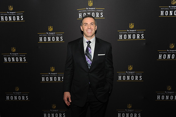 NFLHonorsAward_195