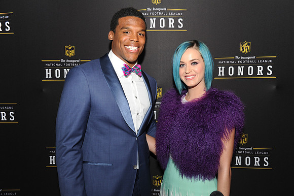 NFLHonorsAward_130