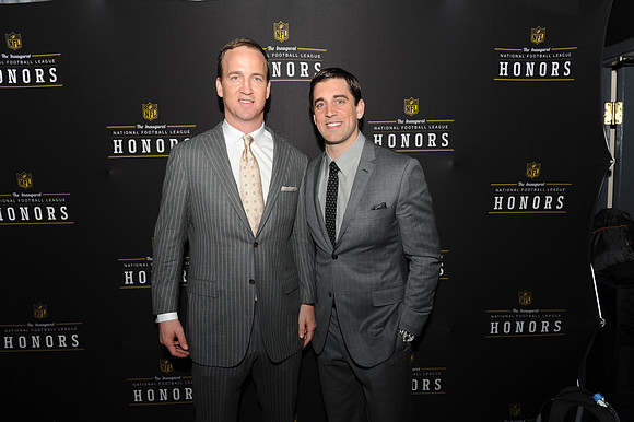 NFLHonorsAward_215