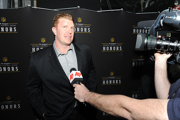 NFLHonorsAward_192